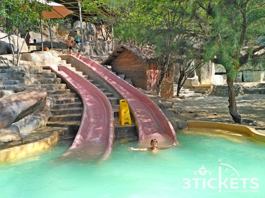 Горки в бассейнах I Resort
